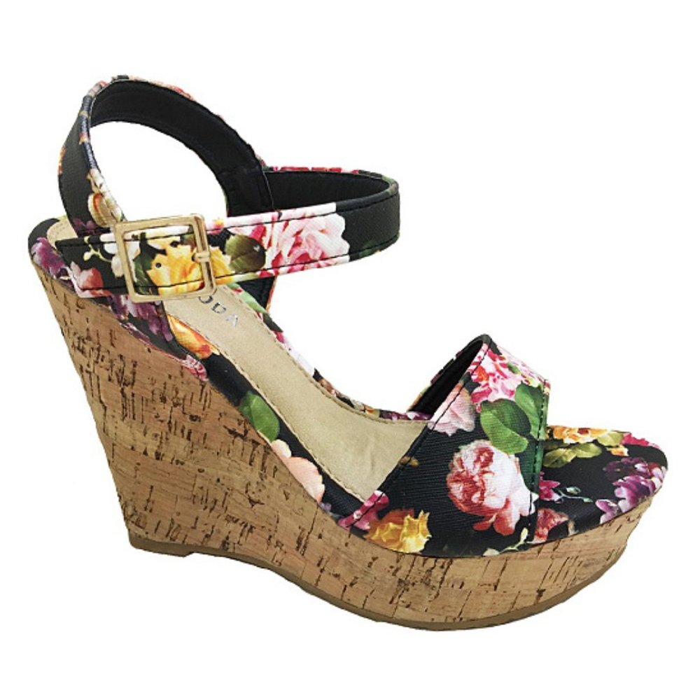 Spirit Moda "Jody' Black Floral Wedge Sandals Sizes 8.5, 10